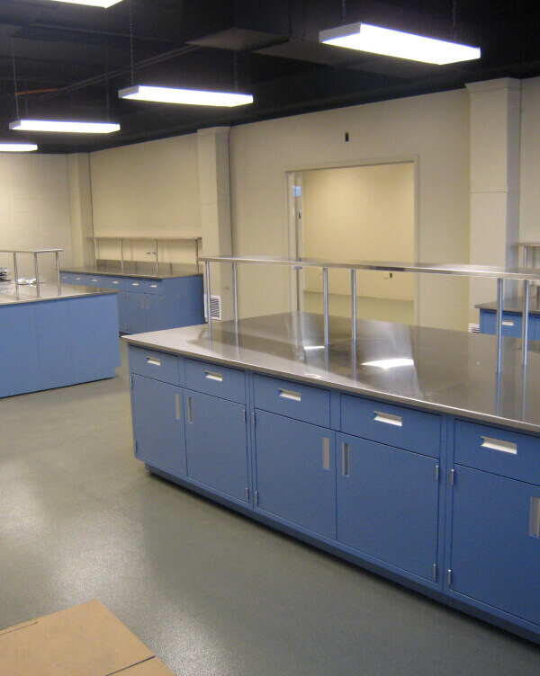 laboratory-butcher-block-countertops-installation-img